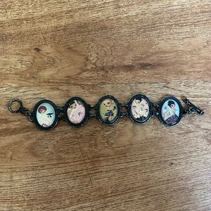 Custom artwork necklace